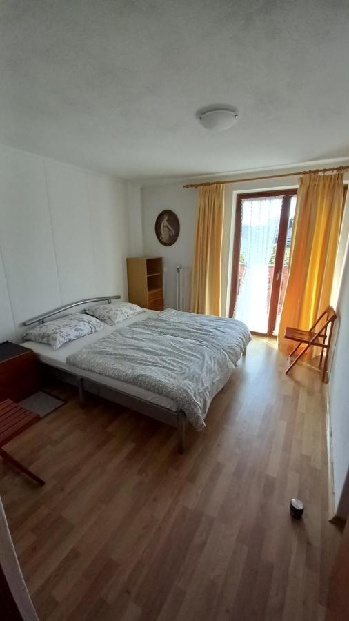Draga - 2 Bedroom Apartment Tržič Eksteriør bilde
