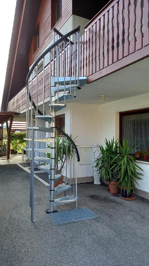 Draga - 2 Bedroom Apartment Tržič Eksteriør bilde